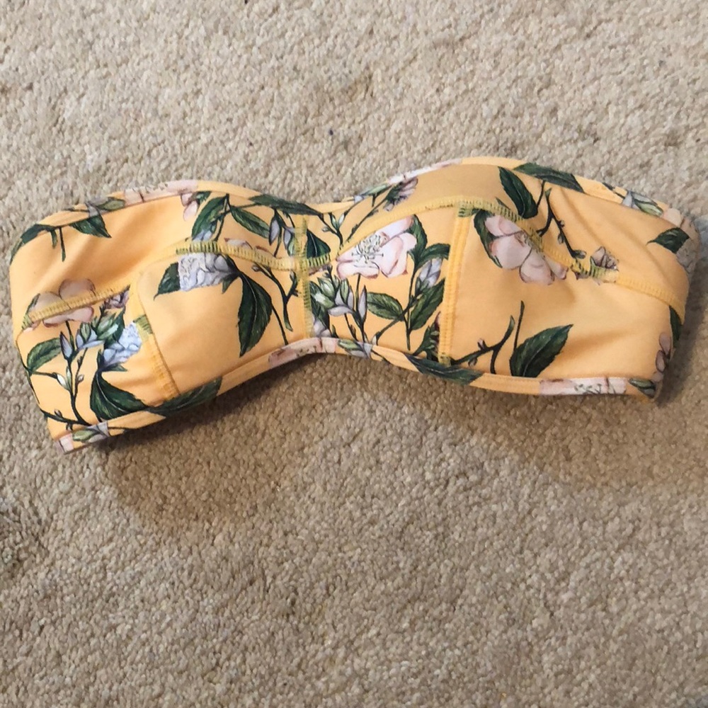 Bathing suit top
